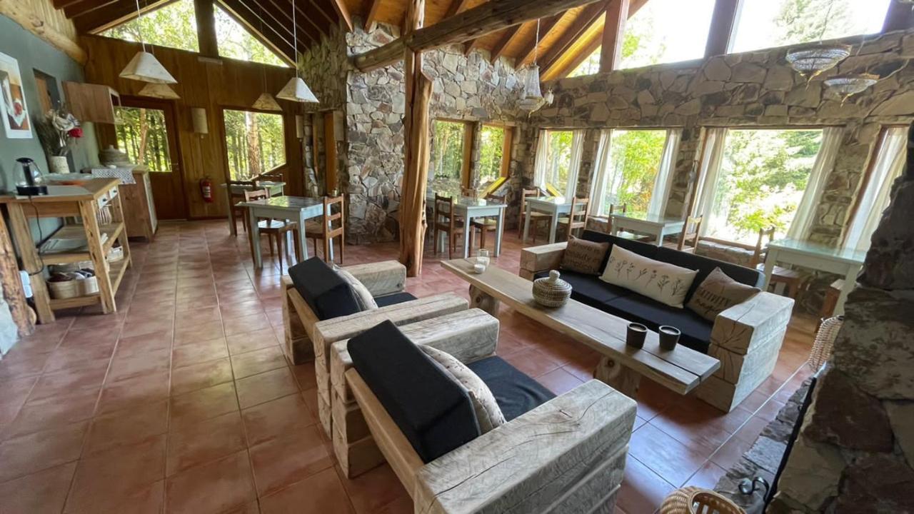Hosteria Brisas Del Cerro Villa La Angostura Eksteriør billede